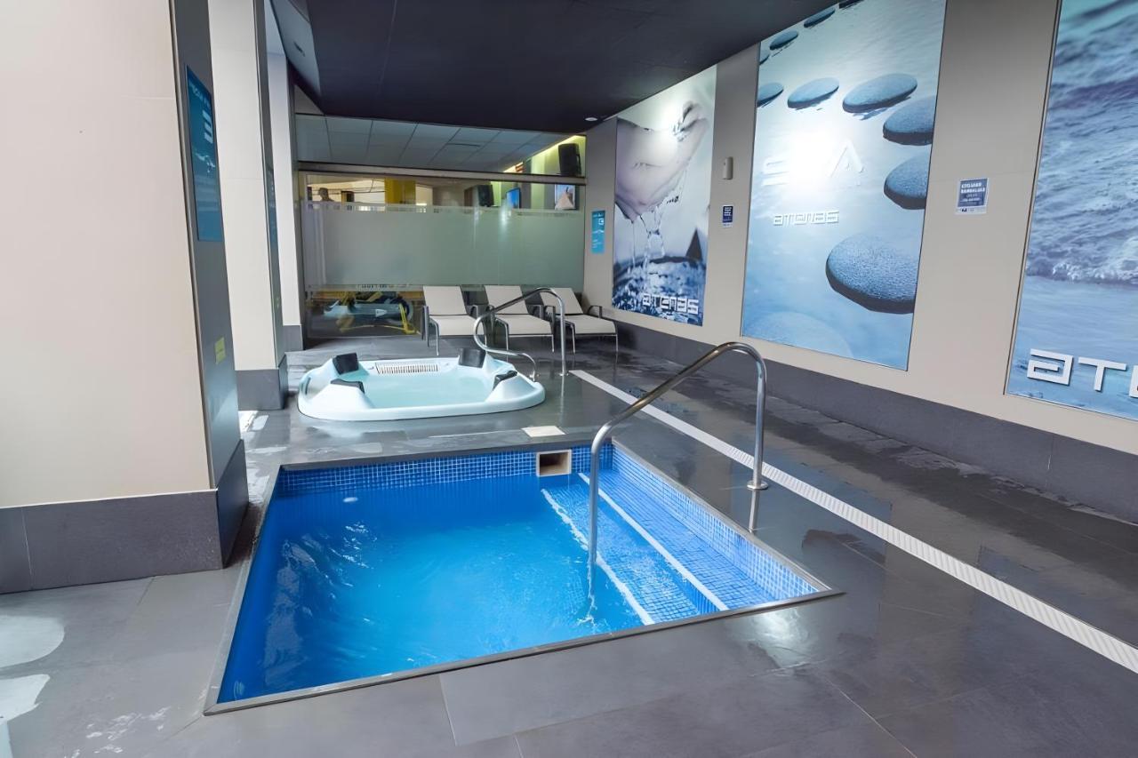 Apartamentos Benalbeach Benalmádena Kültér fotó